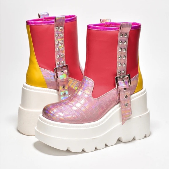 Cape Robbin Shoes - •CAPE ROBBIN• “Esska” Chunky Platform Stud Buckle Multi Ankle Boots // NIB